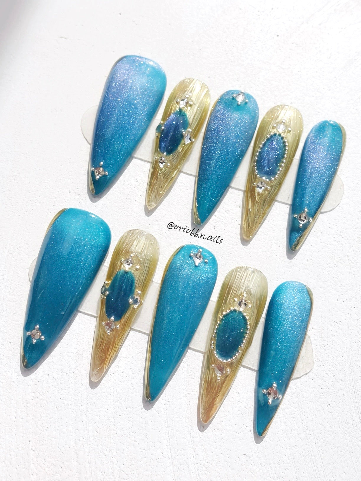 AQUA ROYALE LONG STILETTO