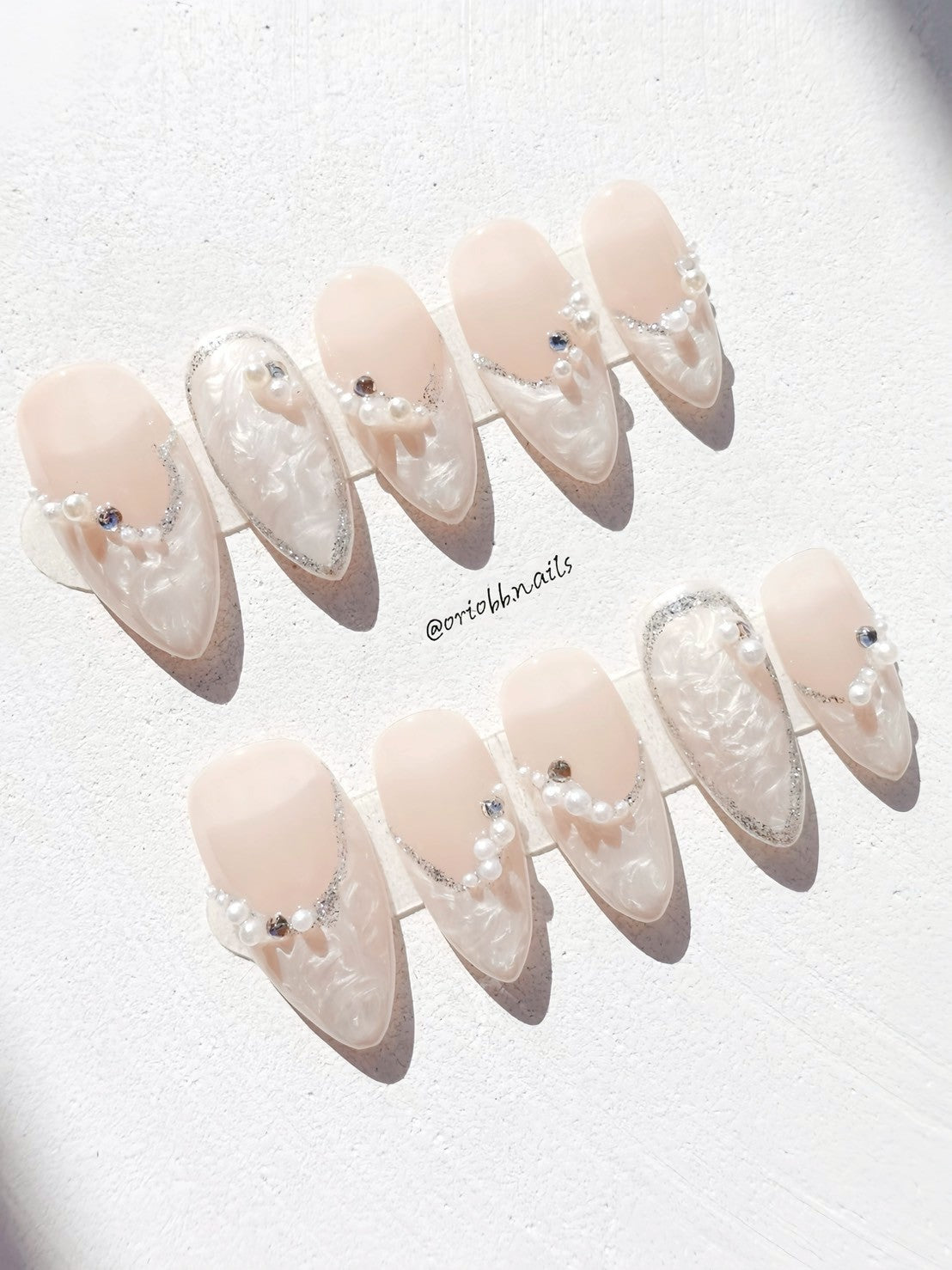 PEARL VEIL MEDIUM ALMOND