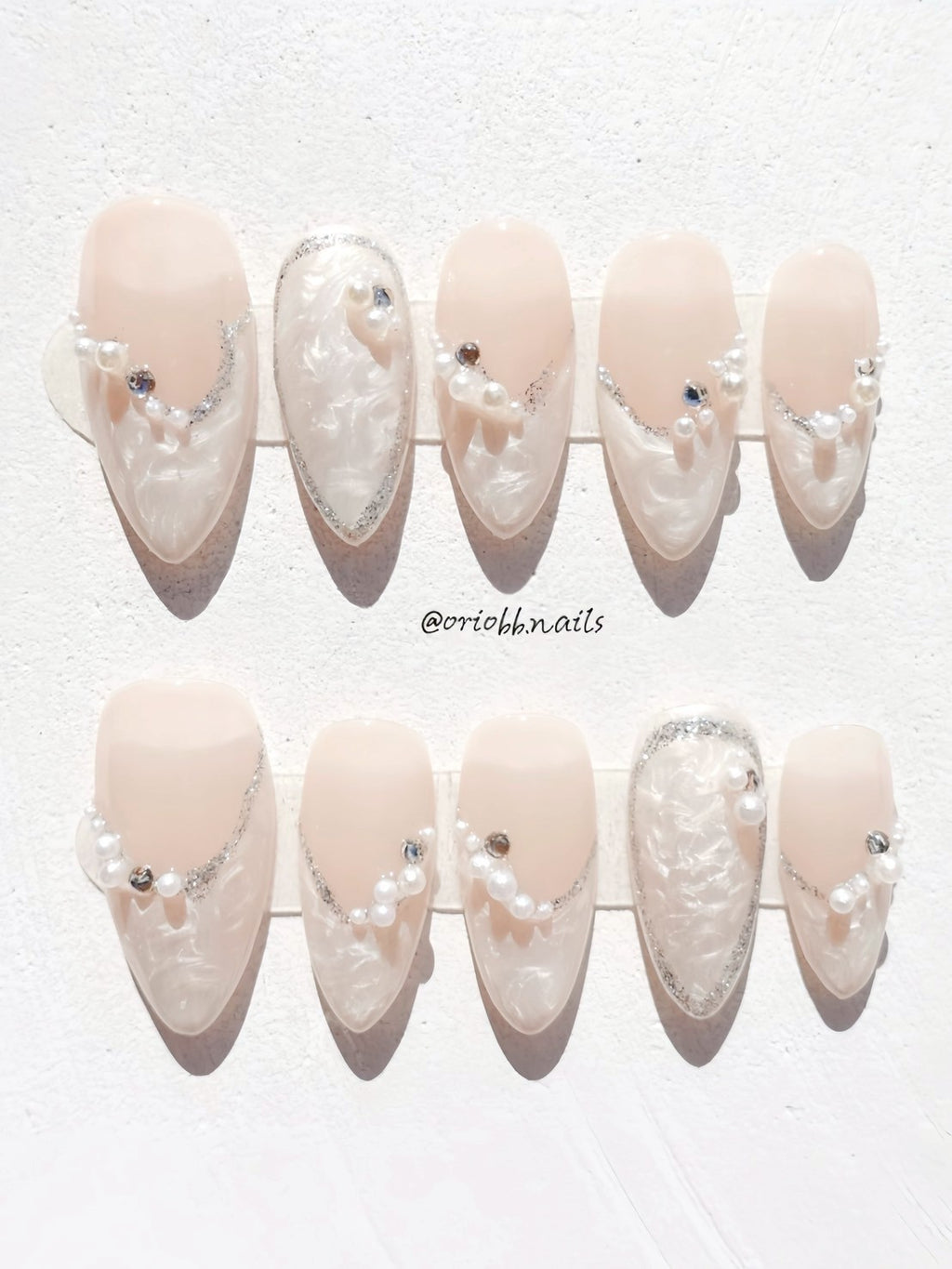 PEARL VEIL MEDIUM ALMOND