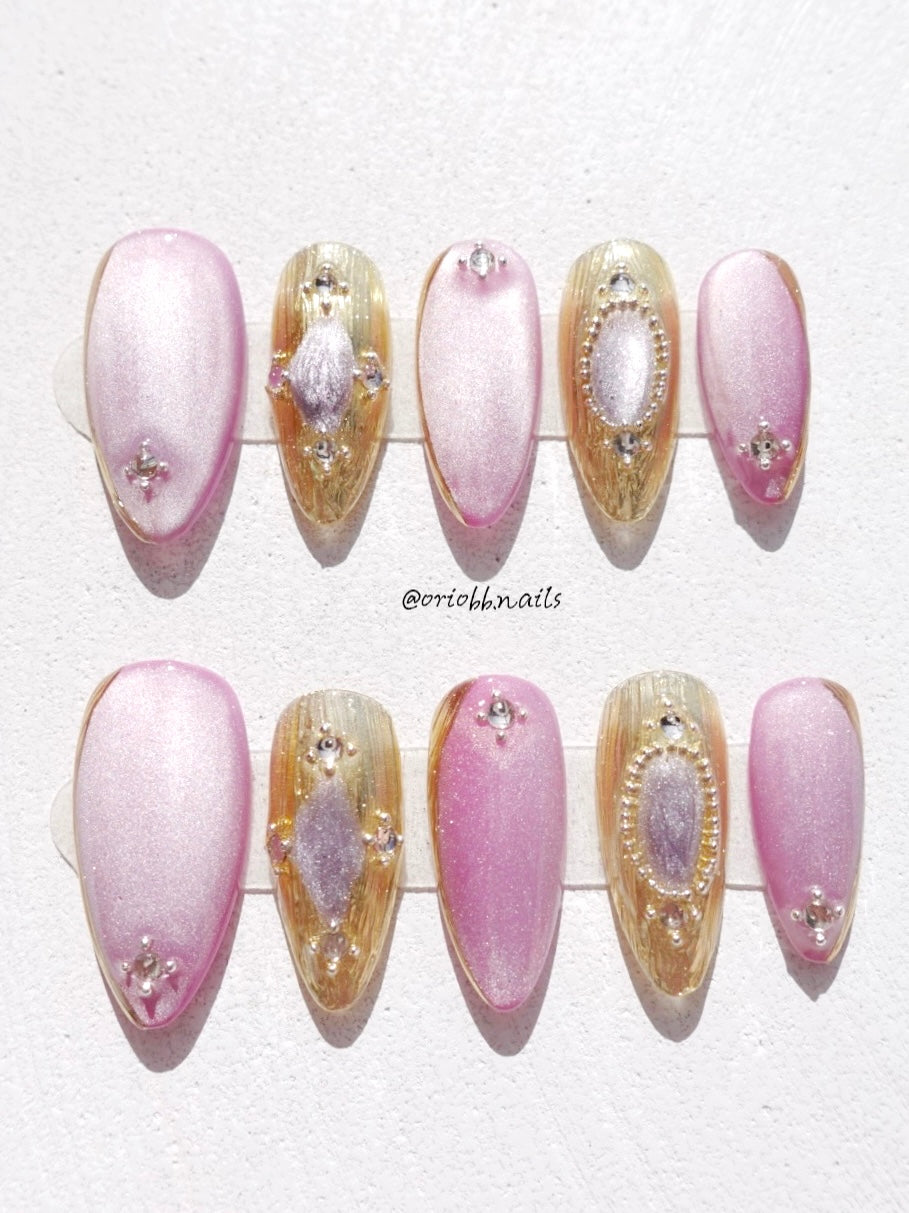 LUNAR BLOOM MEIDUM ALMOND