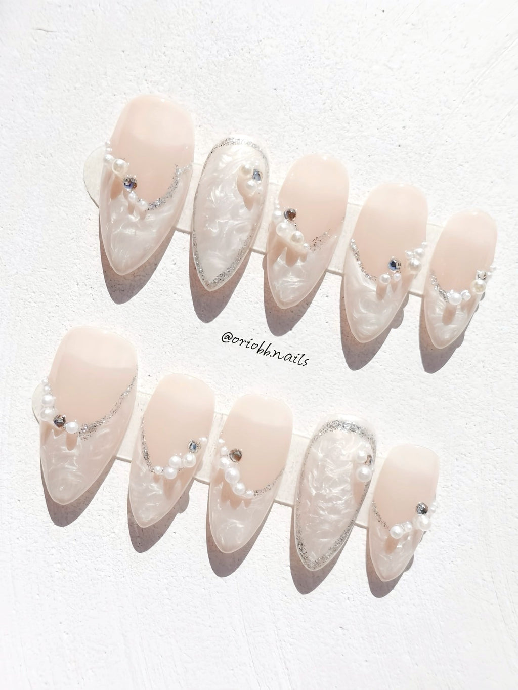 PEARL VEIL MEDIUM ALMOND