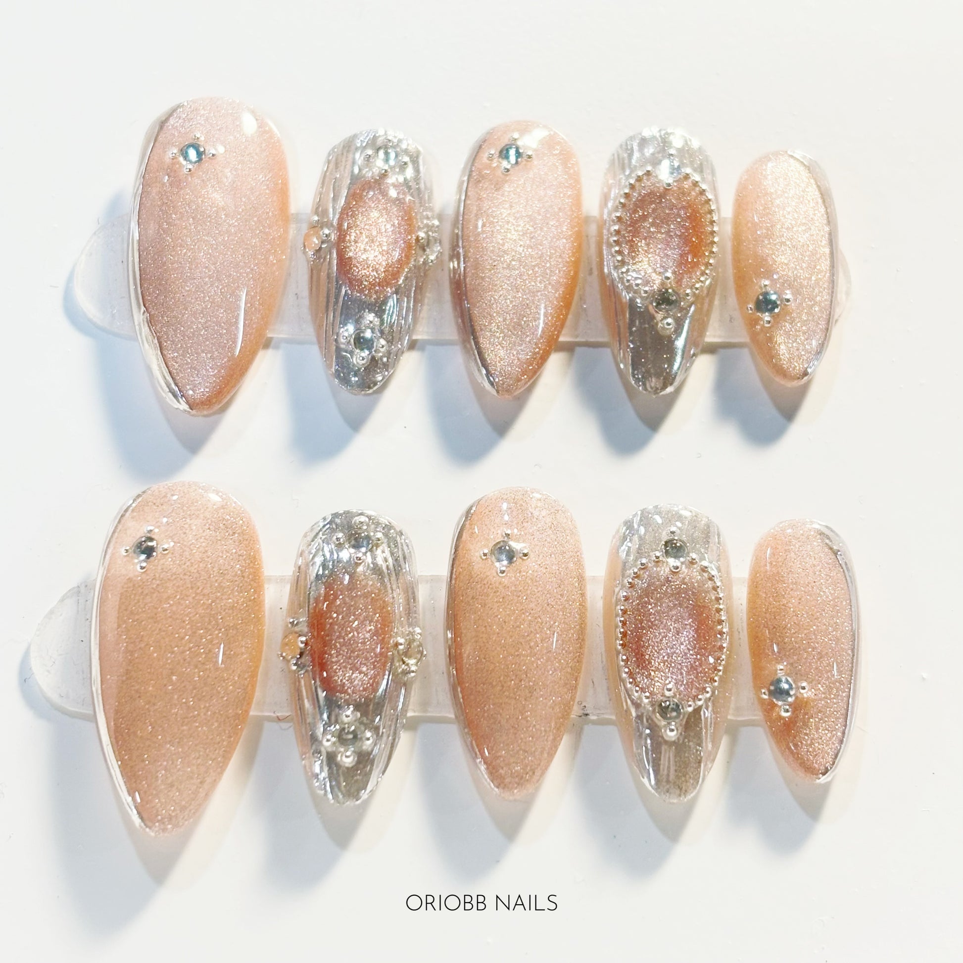 PEACH GLASS MEDIUM ALMOND