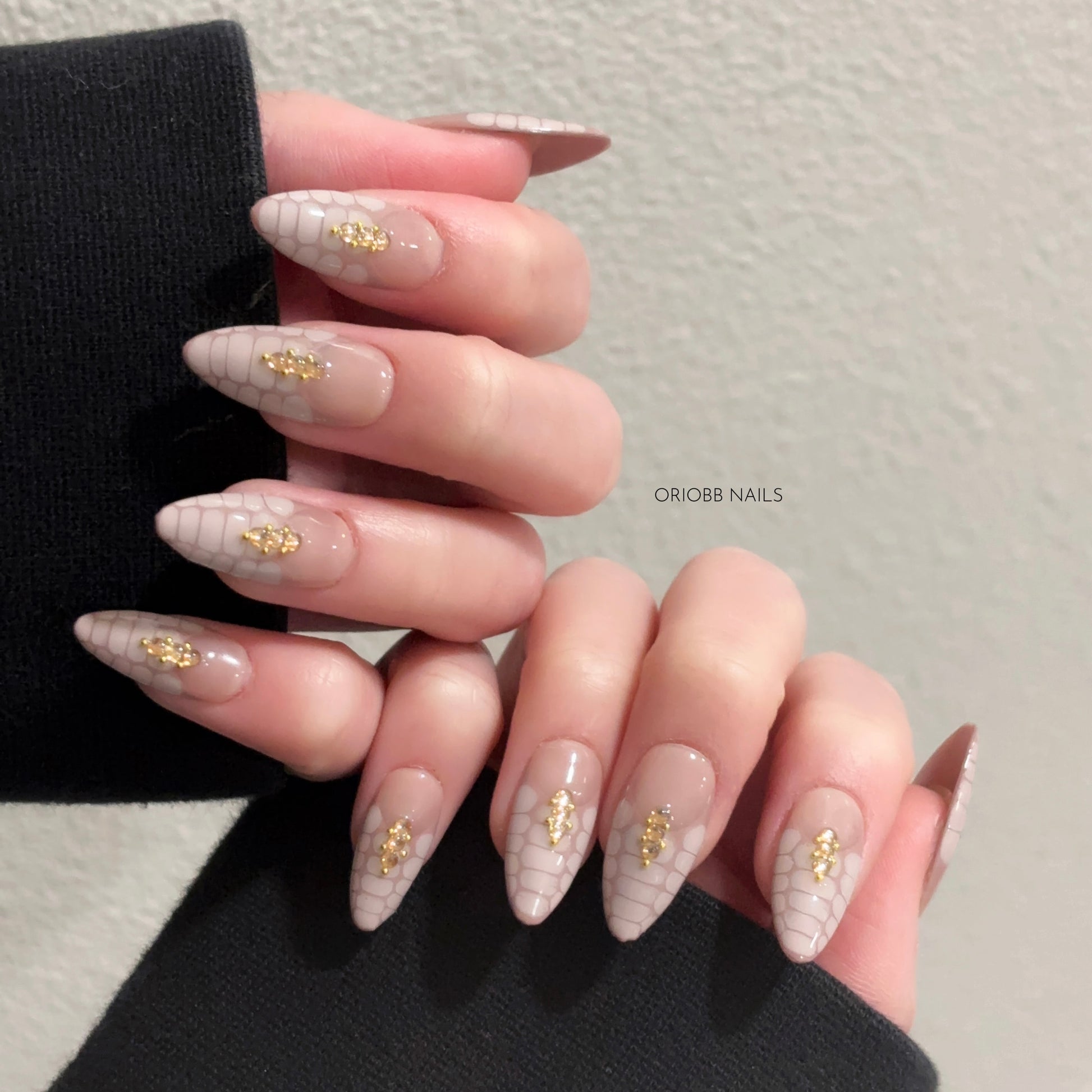 GOLDEN MOULT