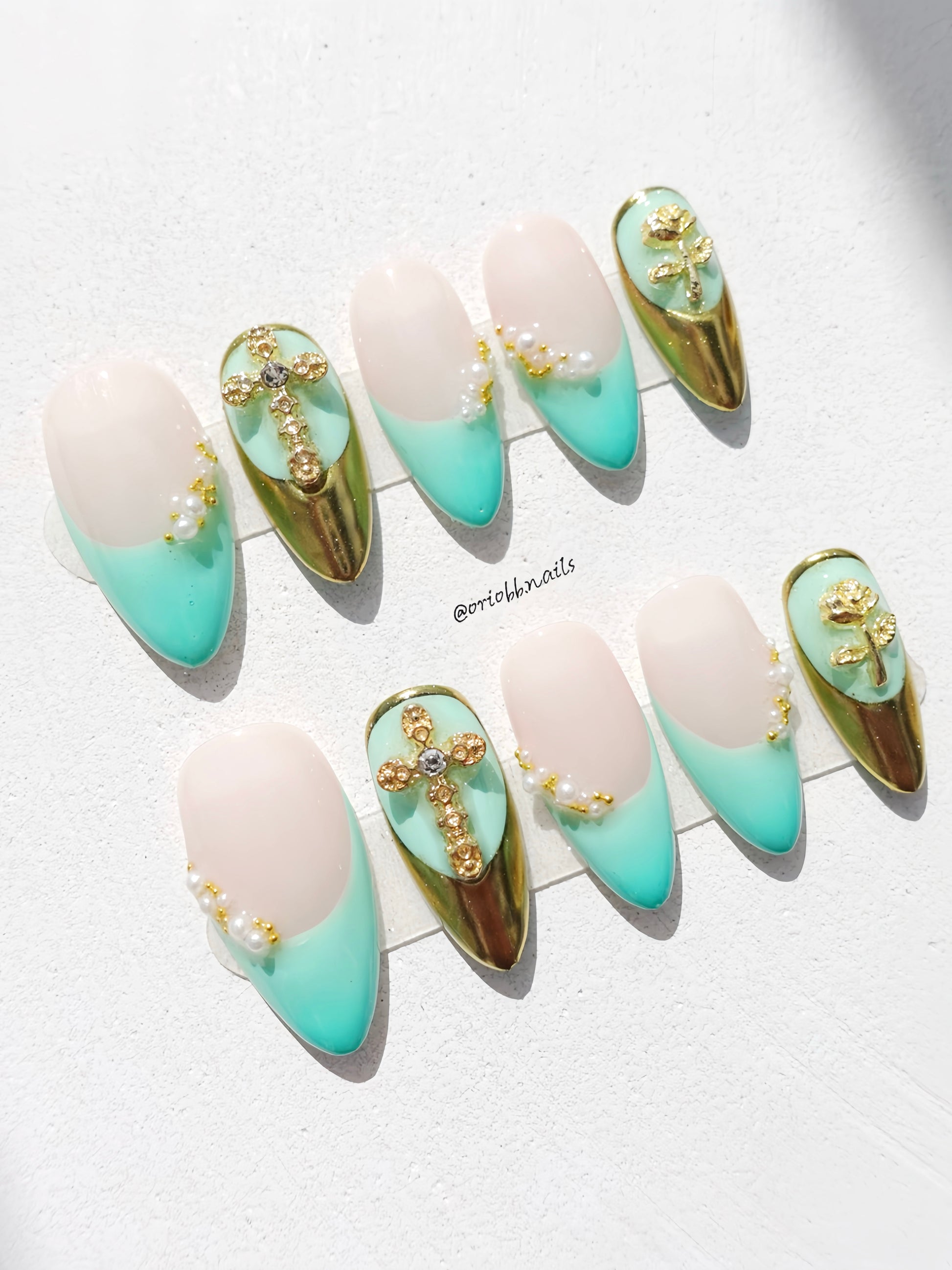 MINT HALO