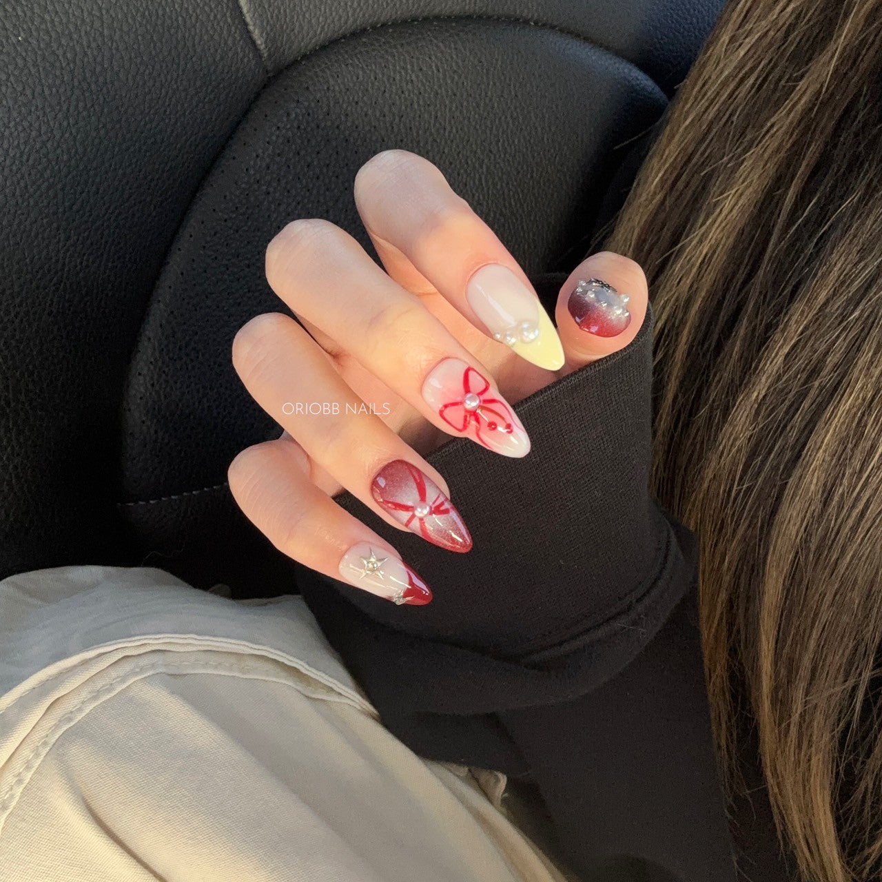 HOLIDAY GLAM
